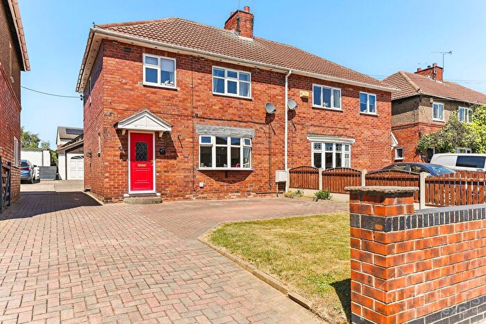 3 Bedroom Semi-Detached House For Sale In Walton Road, Upton, WF9