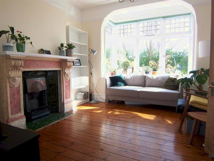 4 Bedroom Property To Rent In Manor Road, London, SW20