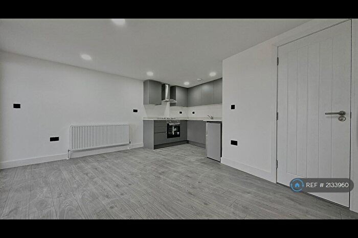 1 Bedroom Flat To Rent In Leyton, London, E10