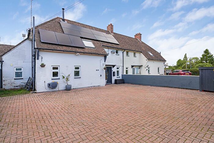 4 Bedroom Semi Detached House For Sale In Quarter Mile Lane, Marsh Green, Exeter, EX5