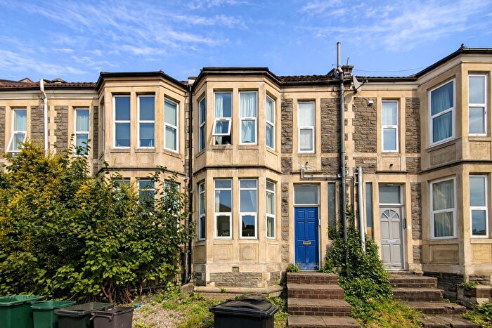 1 Bedroom Apartment To Rent In Hotwell Road, Hotwells, Bristol, BS8