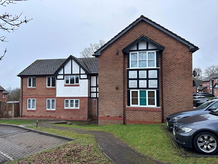 1 Bedroom Flat To Rent In Nell Gwynn Close, Shenley, WD7
