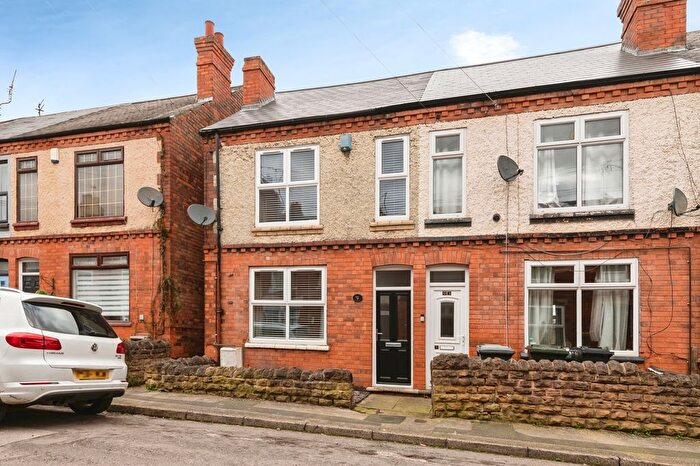 3 Bedroom End Terrace House For Sale In Duke Street, Arnold, Nottinghamshire, NG5
