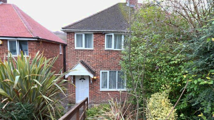3 Bedroom Semi-Detached House To Rent In Kentwood Hill, Tilehurst, Reading, RG31
