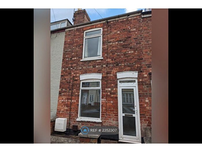 3 Bedroom Terraced House To Rent In Bacon Street, Gainsborough, DN21