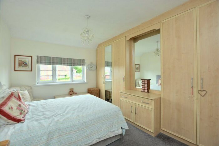 3 Bedroom Terraced House For Sale In Scott Hall Road, Leeds, West Yorkshire, LS7