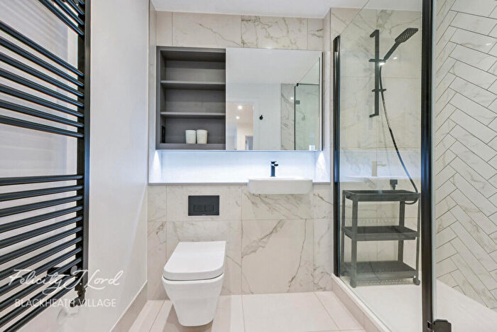 2 Bedroom Flat For Sale In Anderson Road, London, SE3