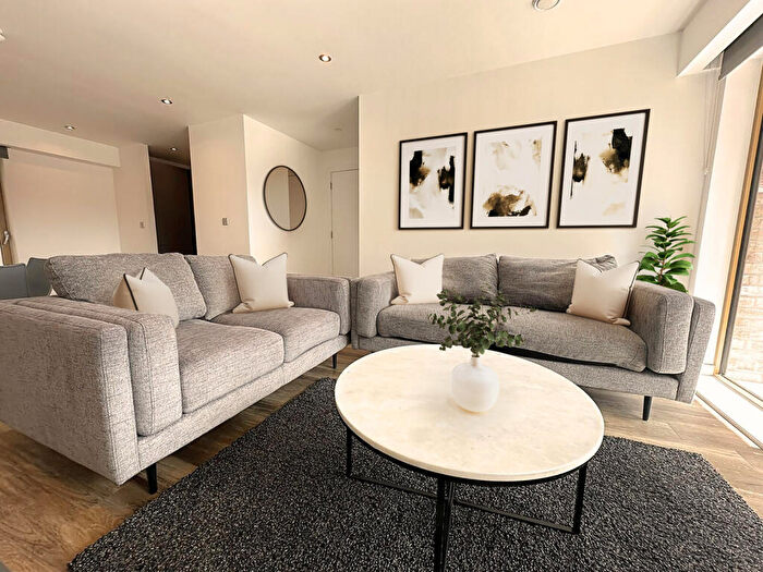 2 Bedroom Apartment To Rent In The Astley Manchester, M1