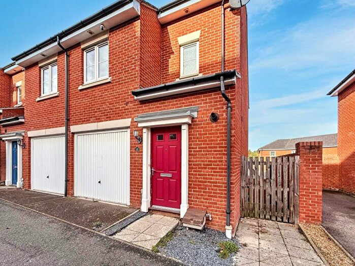 3 Bedroom Town House For Sale In Meridian Rise, Ipswich, Suffolk, IP4