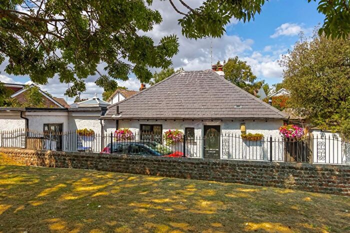 3 Bedroom Detached Bungalow For Sale In Sompting Road, Lancing, BN15