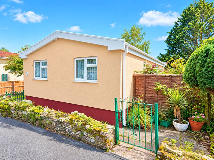 2 Bedroom Park Home For Sale In Glenholt Park, Glenfield Road, Plymouth, City Of Plymouth, PL6
