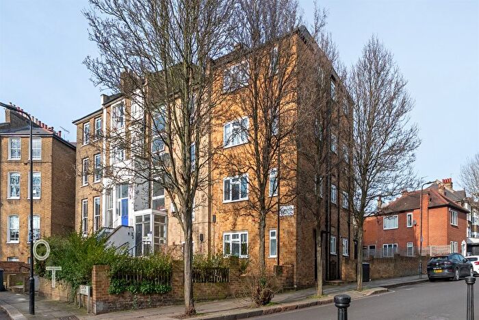 1 Bedroom Flat To Rent In Leighton Crescent, Kentish Town, NW5