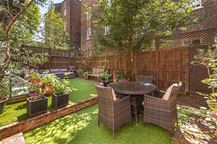 6 Bedroom Terraced House For Sale In Ormonde Gate, Chelsea, London, SW3