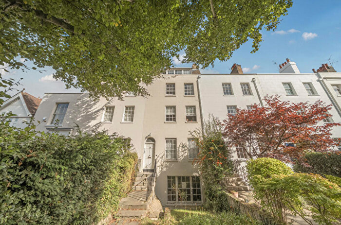 1 Bedroom Apartment For Sale In Blackheath Park, Blackheath, London, SE3
