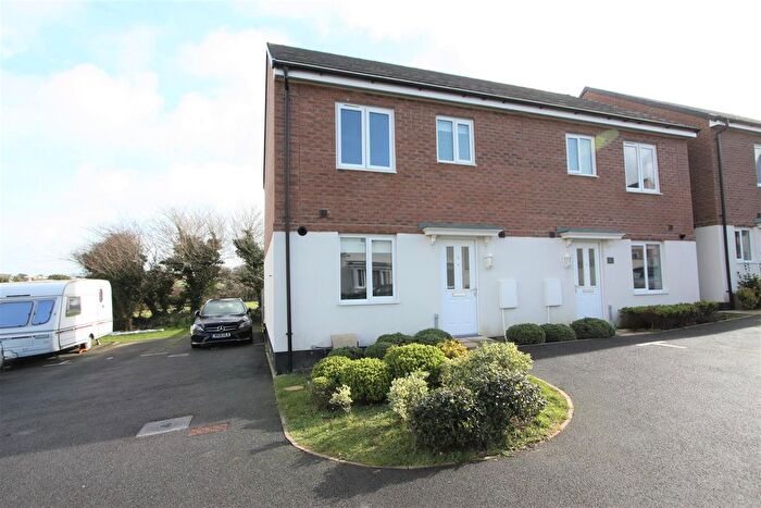 3 Bedroom Semi-Detached House To Rent In Mallory Drive, Newquay, TR7