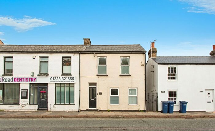 4 Bedroom Semi-Detached House For Sale In Newmarket Road, Cambridge, Cambridgeshire, CB5