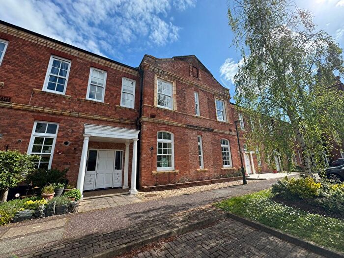 2 Bedroom Flat To Rent In Clyst Heath, Exeter, EX2