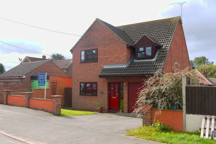 4 Bedroom Detached House To Rent In Sudbury, Suffolk, CO10