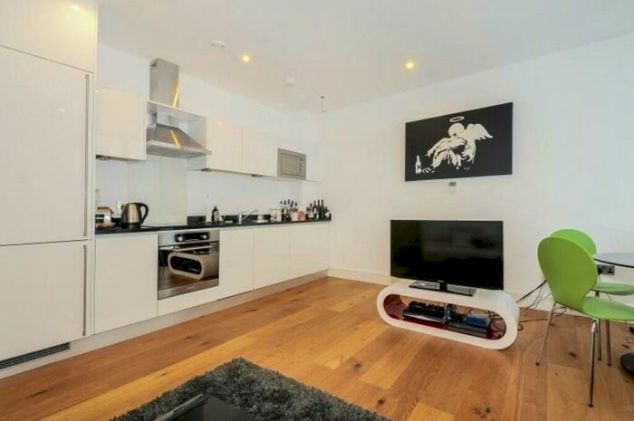 1 Bedroom Apartment To Rent In Melrose Apartments, Winchester Road, Swiss Cottage, NW3