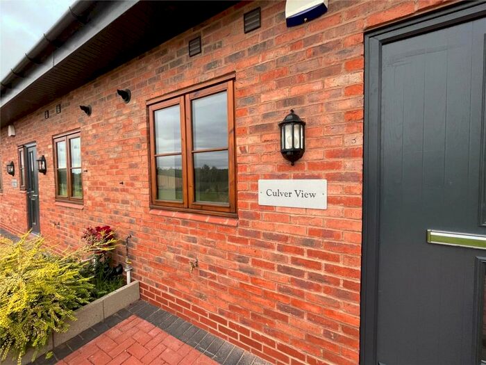 4 Bedroom End Of Terrace House To Rent In Cock-Horse Bank, Old Warwick Road, Rowington, Warwick, Warwickshire, CV35