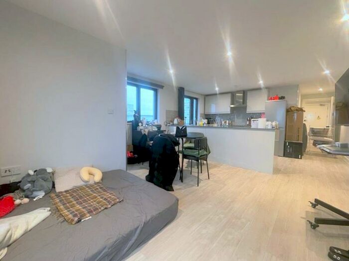 2 Bedroom Apartment To Rent In London Road, Wembley, Middlesex, HA9