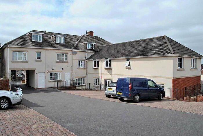 1 Bedroom Apartment To Rent In King Johns Road, Kingswood, BS15