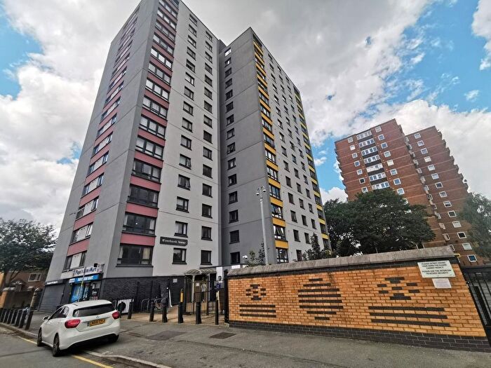 2 Bedroom Flat To Rent In Riverbank Tower, Bridgewater Street, Trinity, M3