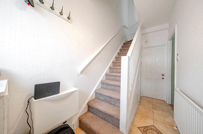 3 Bedroom Terraced House For Sale In Arthur Street, Bushey, Hertfordshire, WD23