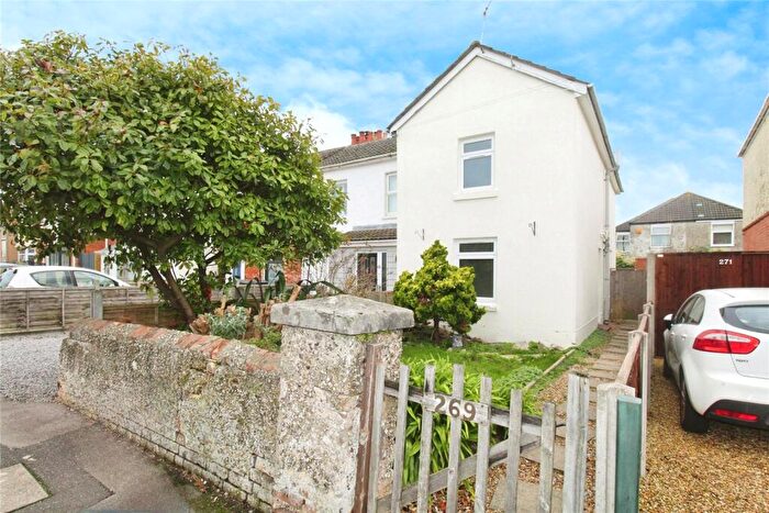 2 Bedroom Semi-Detached House For Sale In Windham Road, Bournemouth, Dorset, BH1