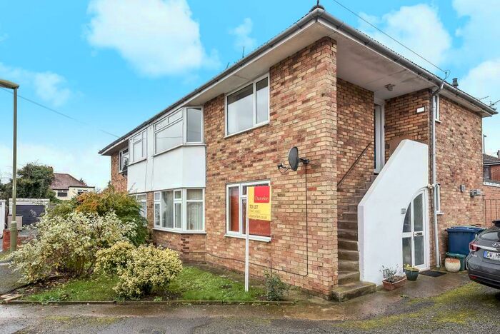 2 Bedroom Apartment To Rent In Hillsborough Close, East Oxford, OX4