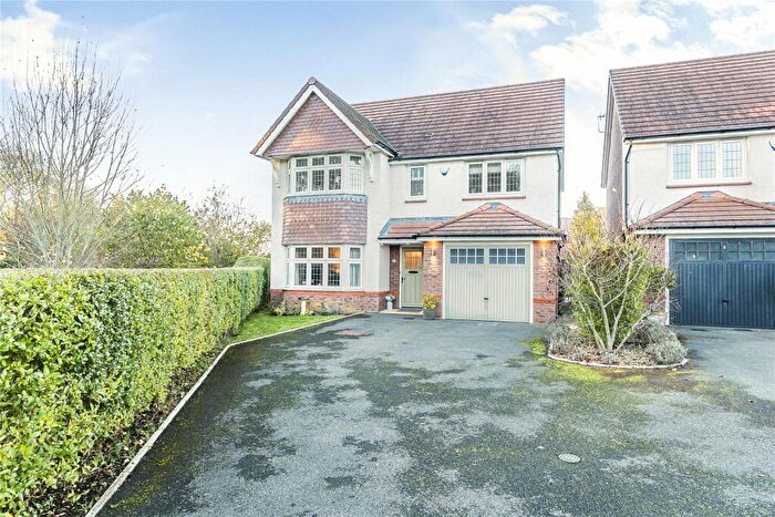 4 Bedroom Detached House For Sale In Pythouse Close, Badbury Park, Swindon, SN3
