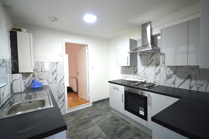 4 Bedroom Terraced House To Rent In Altmore Avenue, East Ham, London, E6