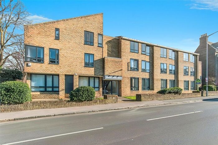 1 Bedroom Flat To Rent In Newton Road, Faversham, Kent, ME13