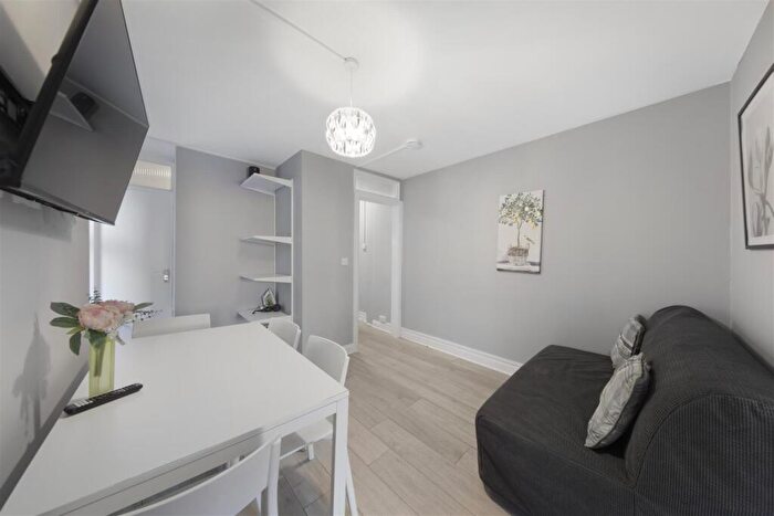 1 Bedroom Flat To Rent In Chamberlayne Road, Kensal Rise, London, NW10