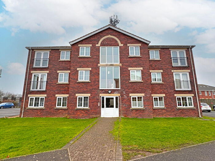 2 Bedroom Apartment For Sale In Parliament Close, Skegness, Lincolnshire, PE25