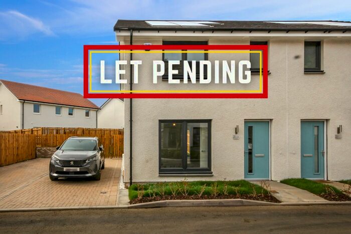 3 Bedroom Semi-Detached House To Rent In Kaims Crescent, Kirkton, Livingston, EH54