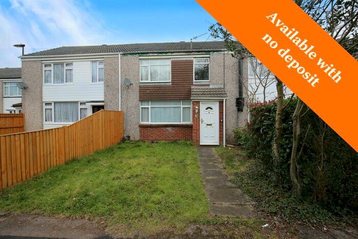 3 Bedroom End Of Terrace House To Rent In No Deposit Option Available* Sholing, Southampton, SO19