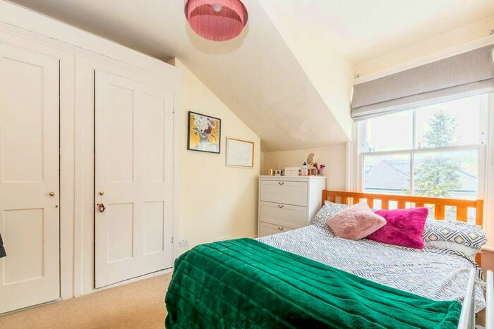 3 Bedroom Flat For Sale In Dalebury Road, Wandsworth, London, SW17