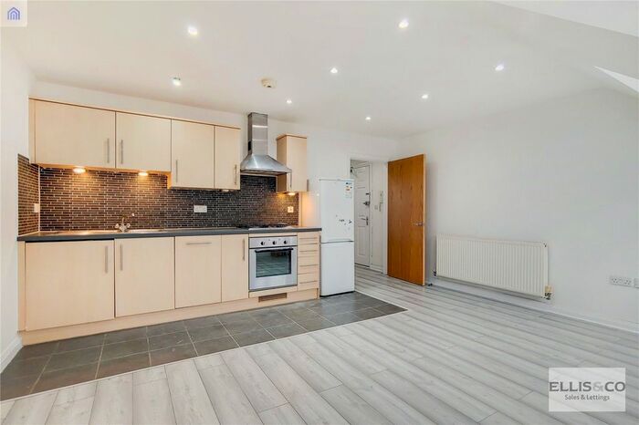 2 Bedroom Flat To Rent In Axis Court, High Mead, Harrow, HA1