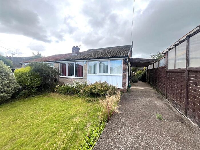 3 Bedroom Semi-detached House For Sale In Far Croft, Lepton, Huddersfield, HD8