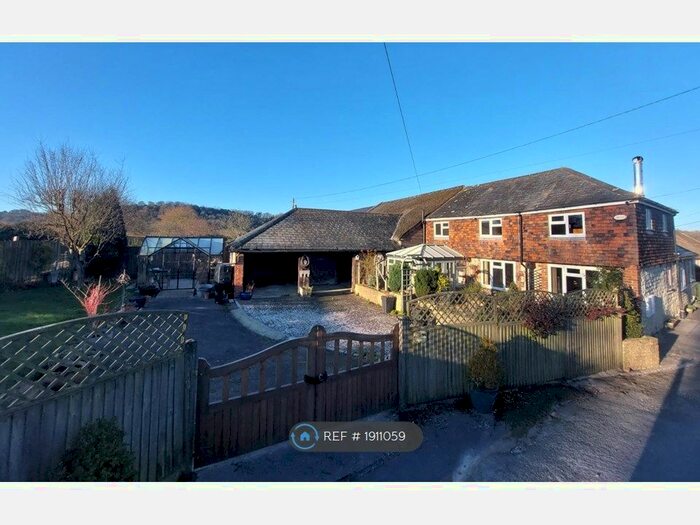 3 Bedroom Detached House To Rent In Hawkley, Liss, GU33