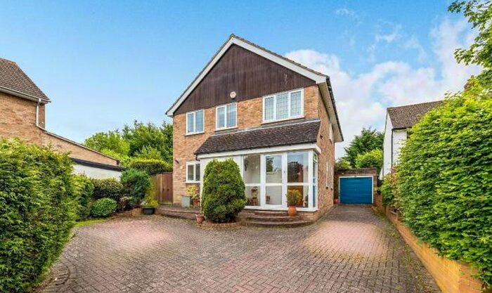 4 Bedroom Detached House To Rent In Goddington Chase, Orpington, BR6