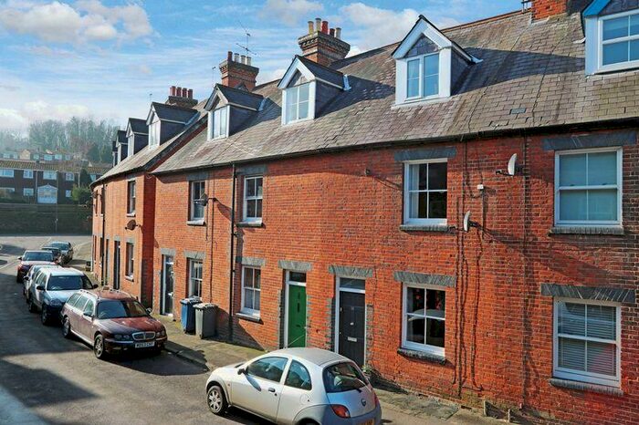 4 Bedroom Terraced House To Rent In Victoria Road, Godalming, GU7