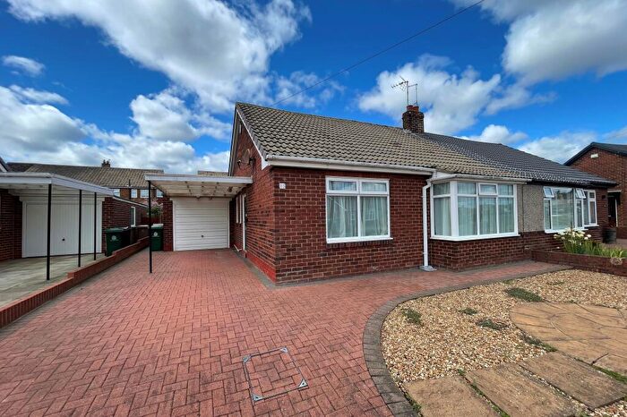 2 Bedroom Semi-Detached Bungalow For Sale In Cragside, Whitley Bay, Tyne And Wear, NE26