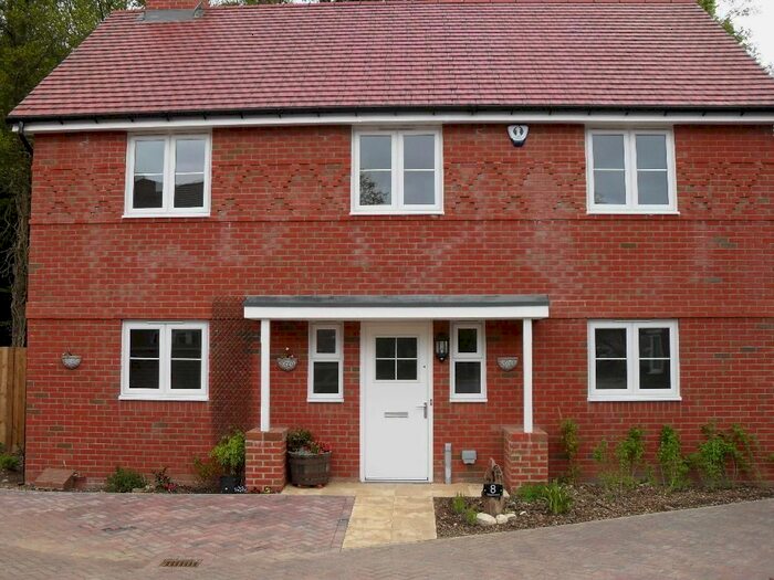 4 Bedroom Detached House To Rent In Wakefords Copse, Church Crookham, GU52