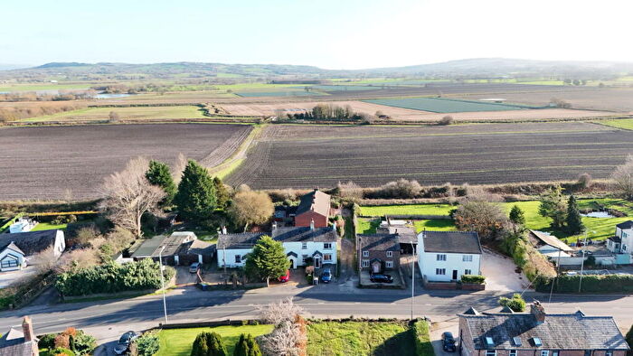 2 Bedroom End Of Terrace House For Sale In Moss Lane, Burscough, Ormskirk, L40