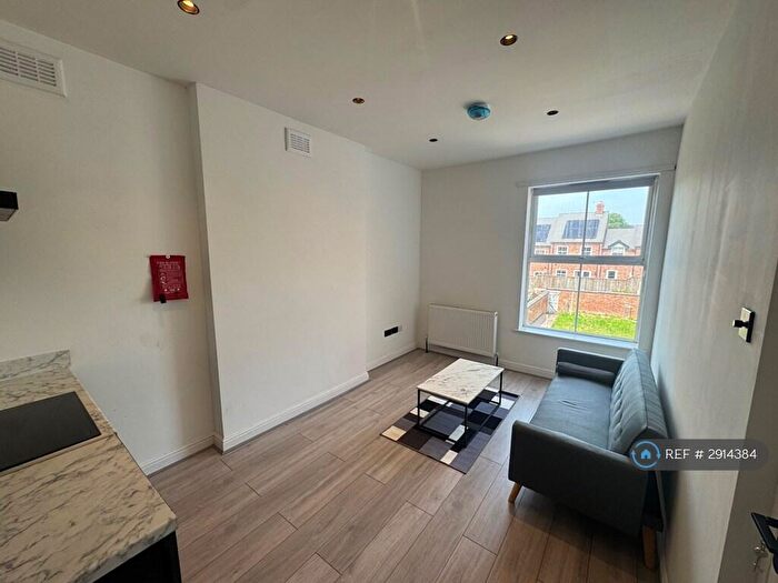 1 Bedroom Flat To Rent In Middleborough Road, Coventry, CV1