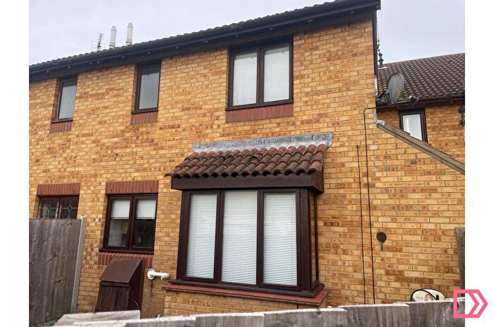 1 Bedroom Terraced House To Rent In Sunbury Court, North Shoebury, Essex, SS3