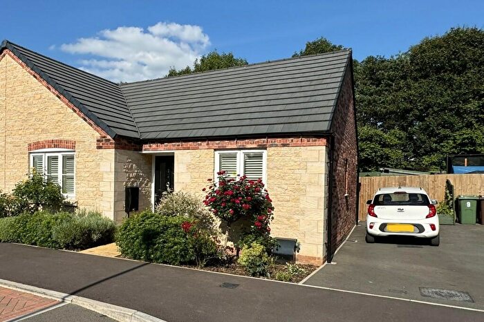 2 Bedroom Semi-Detached Bungalow For Sale In Speck Close, Waltham On The Wolds, LE14