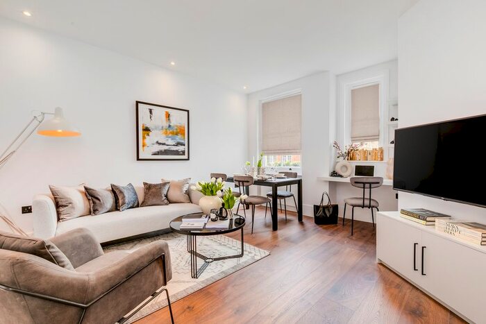 1 Bedroom Flat To Rent In Marylebone Street, London, W1G